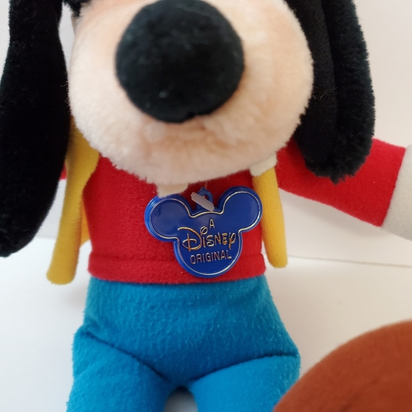 Vintage Disneyland Disney Parks Goofy plush - Picture 3 of 5